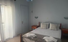 Apergis Rooms